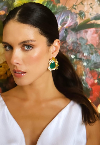Onyx Earrings to Create Magic in Outfit