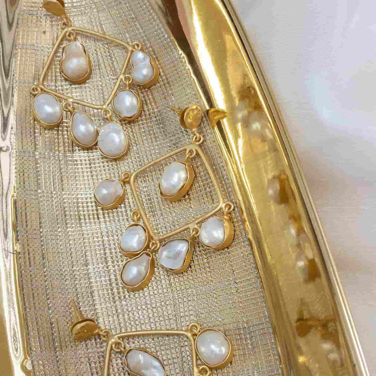 PRE ORDER I Leonor Dangle Baroque Pearl Earrings